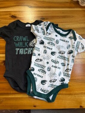 Baby Eagles Short-Sleeve One-Piece Bodysuits - Green & White